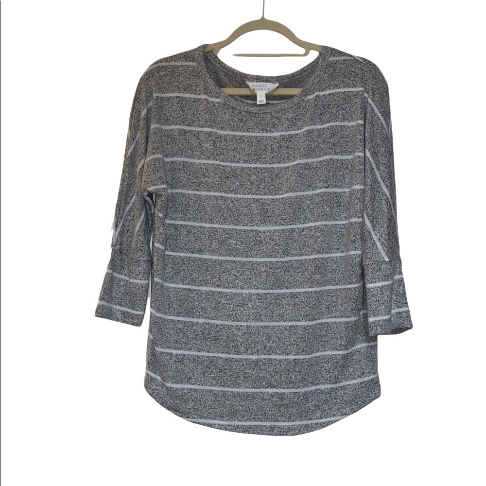 Market & Spruce blouse elbow length sleeves higher on sides stripes size small